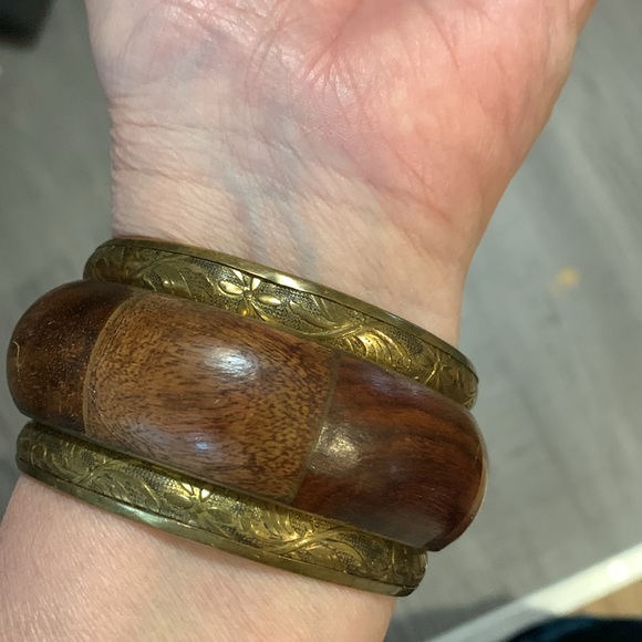 Beautiful bracelet nice detailing - Picture 3 of 6